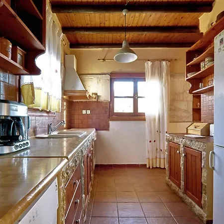 Evenos Of 3 Bedrooms - Irida Of 2 Bedrooms With Private Pools Holiday home *